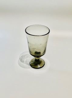 Verre Syrien -Verre à pied gris