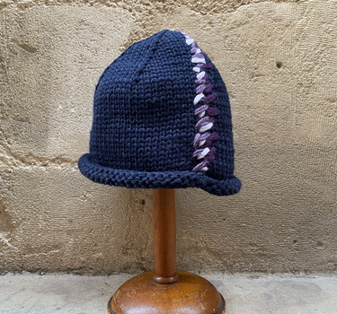 Bonnet  surpiqure laine aubergine/mauve