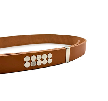 Ceinture à rivet en cuir naturel