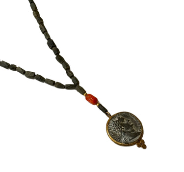 Collier une pièce
