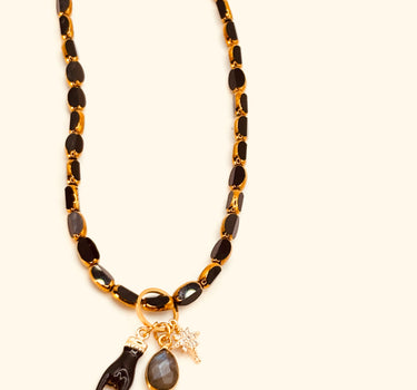 Collier Mono + grigris
