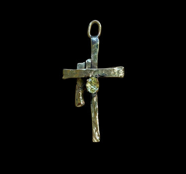 Croix martelée
