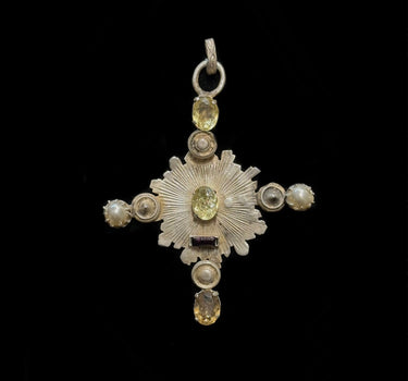 Croix Rosace en argent