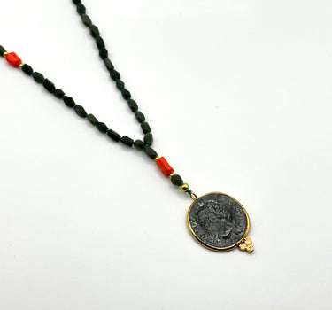 Collier une pièce