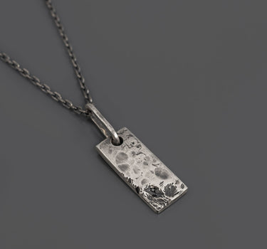 PLARR PENDANT WITH CHAIN