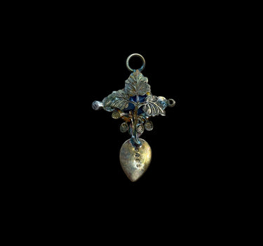 Croix pierres marbrées
