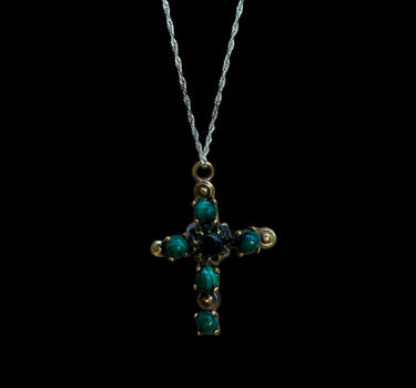 Croix verte & chaine